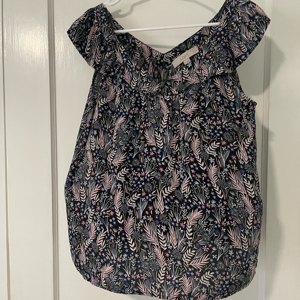 Loft Ruffle Floral Sleeveless Top Purple Blue